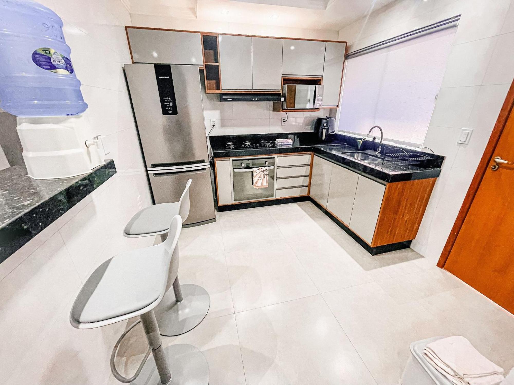 Casa Individual Com 2 Suites, Cozinha Completa, Internet Privativa 300mbps, Regiao Bem Sossegada Com Comercios Diversos Ao Redor Porto Seguro