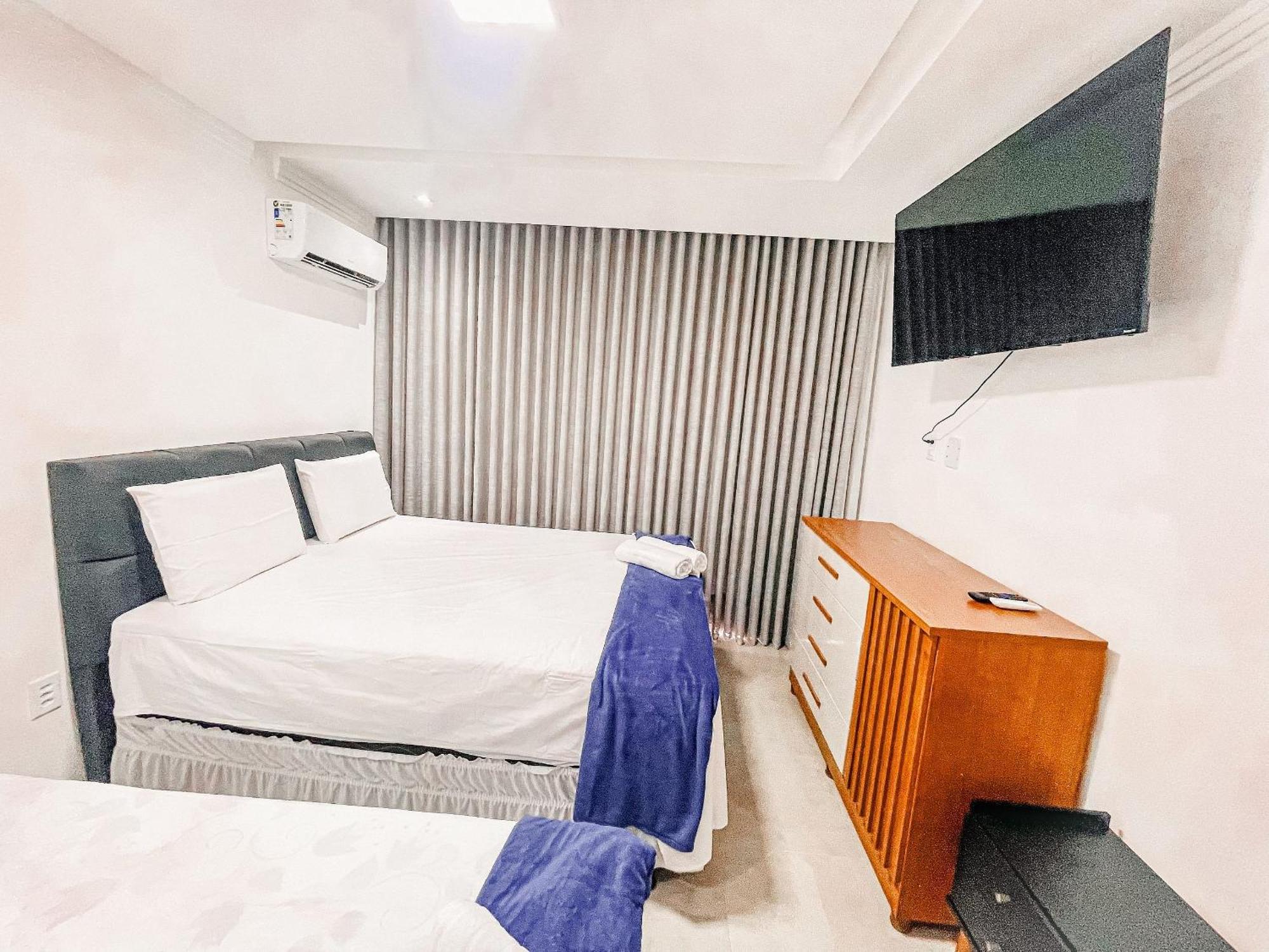 Casa Individual Com 2 Suites, Cozinha Completa, Internet Privativa 300mbps, Regiao Bem Sossegada Com Comercios Diversos Ao Redor Holiday home